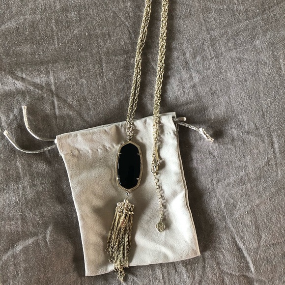 Kendra Scott Jewelry - Rayne Gold Long Pendant Necklace Kendra Scott Jewelry - Rayne Gold Long Pendant Necklace
